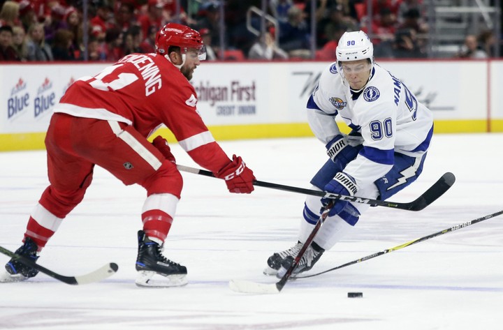Tampa Bay zdolala Detroit, Tatar asistoval, Budaj na striedačke